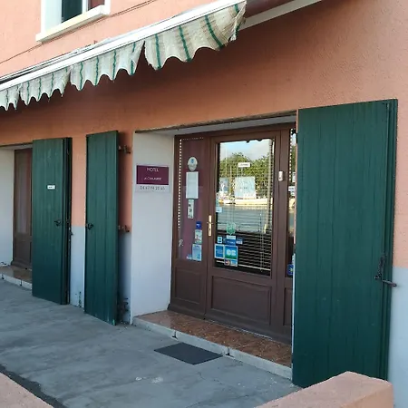 Hotel La Chaumiere D 2*