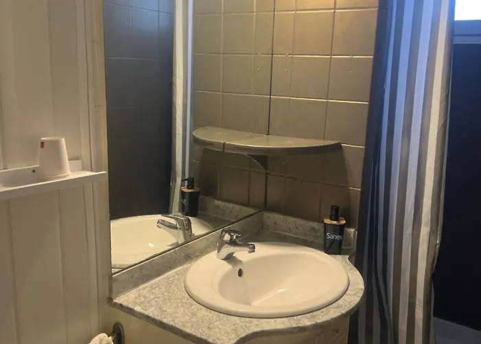 La Chaumiere D Hotel Agde