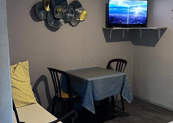 La Chaumiere D Hotel Agde