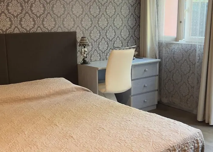 Hotel La Chaumiere D Agde