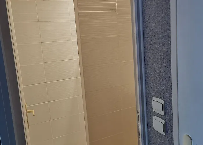 La Chaumiere D Hotel 2*