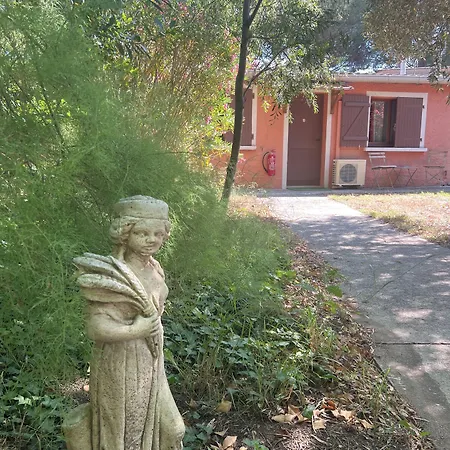 La Chaumiere D 2*
