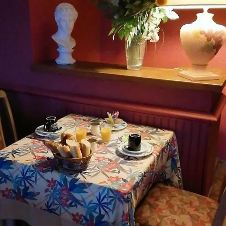 La Chaumiere